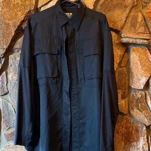 Men's Black Button-Up shirt